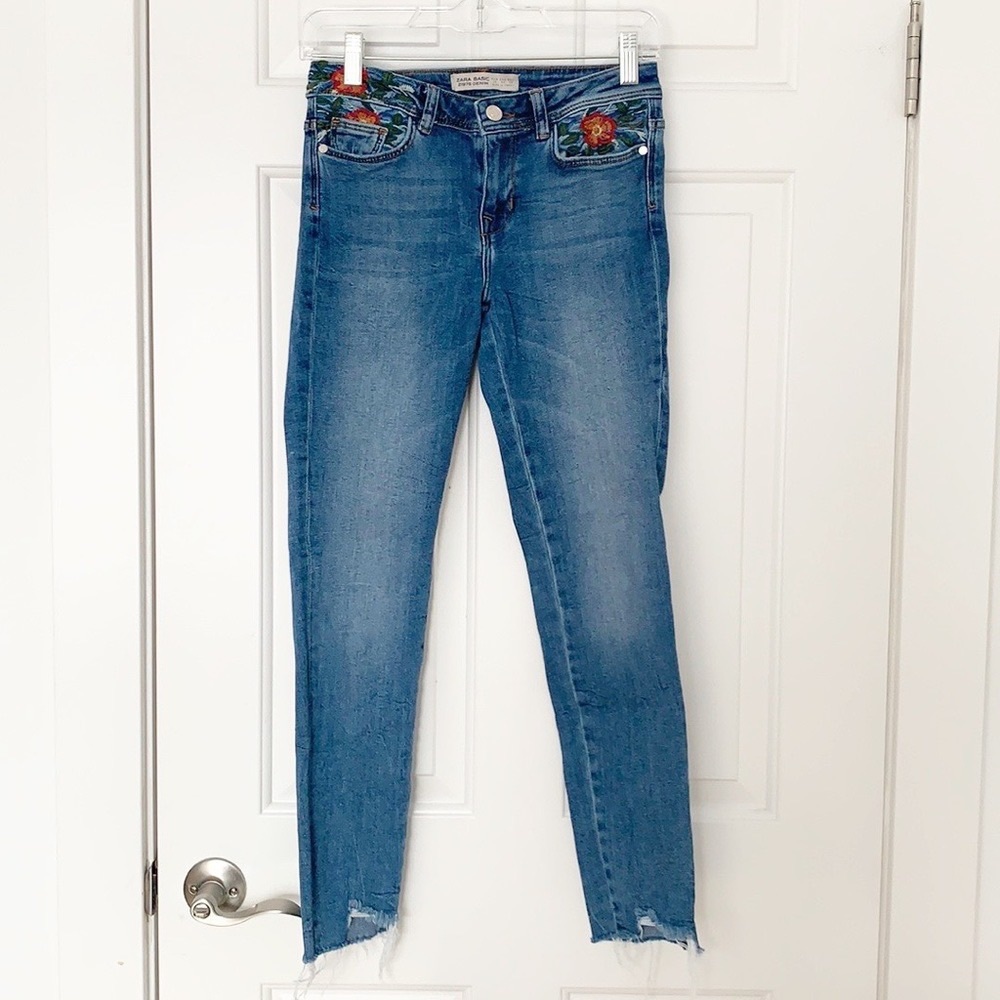 Zara Size 4 Blue, Red Floral Embroidered Distressed Step Hem Jeans